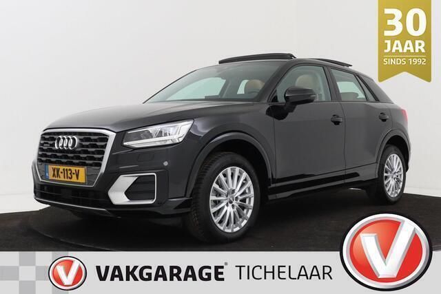 Zwart Gebruikt 2019 Audi Q2 Design SUV | € 23.199 (Eerlijke prijs) - Afbeelding 1/4