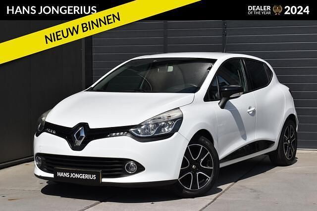 Wit Gebruikt 2013 Renault Clio IV Dynamique Hatchback | € 6.949 (Eerlijke prijs) - Afbeelding 1/4