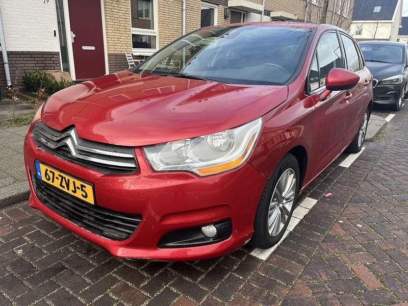 Occasion Citroën C4 120 PK (88 kW) 2013 Rood Hatchback