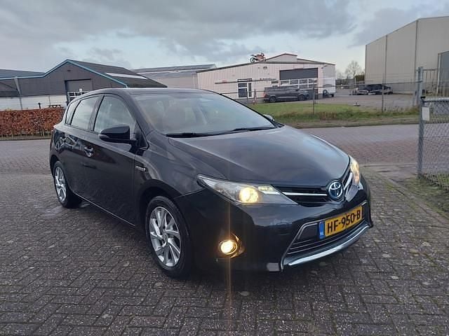 Occasion Toyota Auris Hybrid 2015 Zwart (metallic) Hatchback