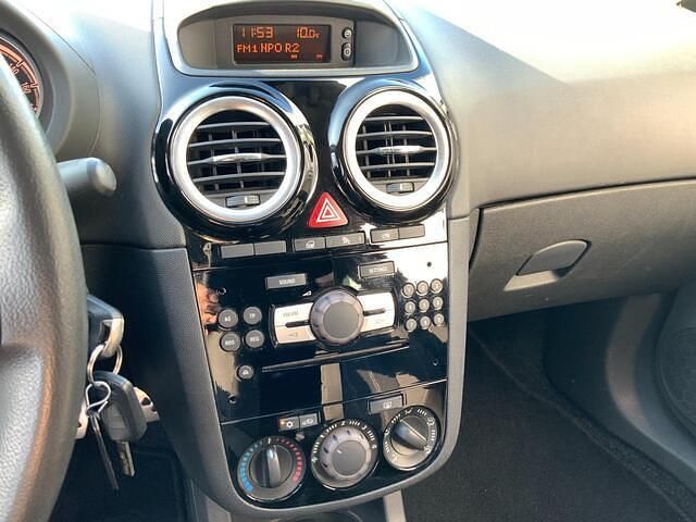 Occasion Opel Corsa Color Edition 86 PK (63 kW) 2012 Zwart (metallic) Hatchback