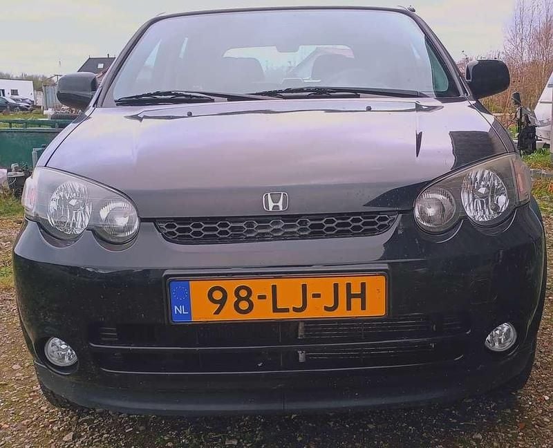 Zwart Gebruikt 2003 Honda HR-V SUV | € 3.250 (Eerlijke prijs) - Afbeelding 1/4