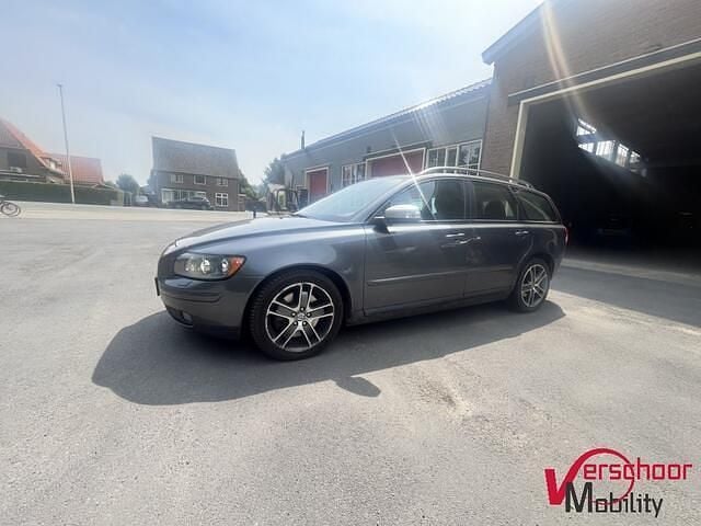 Grijs Gebruikt 2007 Volvo V50 Momentum Stationwagen | € 1.950 (Eerlijke prijs) - Afbeelding 1/4