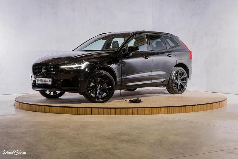 Zwart Gebruikt 2024 Volvo XC60 Plus SUV | € 52.990 (Super prijs) - Afbeelding 1/4