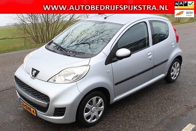 Grijs Gebruikt 2009 Peugeot 107 Hatchback | € 1.845 (Eerlijke prijs) - Afbeelding 1/4