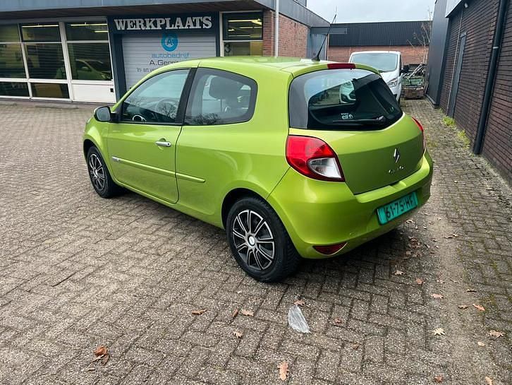 Occasion Renault Clio R.S. 74 PK (54 kW) 2010 Hatchback