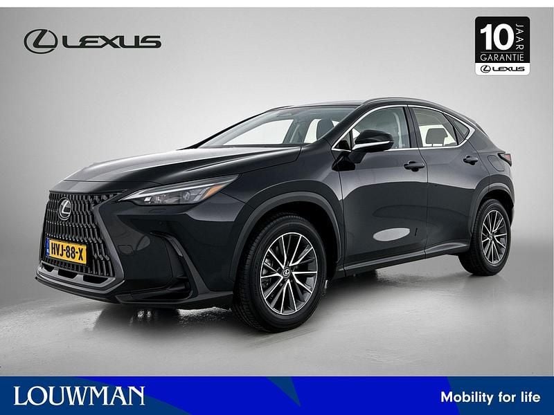 Zwart Gebruikt 2024 Lexus NX350h Luxury Line SUV | € 54.995 (Duur) - Afbeelding 1/3