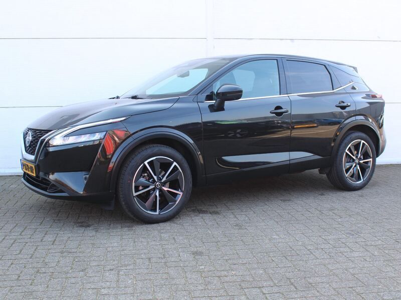 Zwart Gebruikt 2022 Nissan Qashqai Style Edition SUV | € 25.730 (Eerlijke prijs) - Afbeelding 1/4
