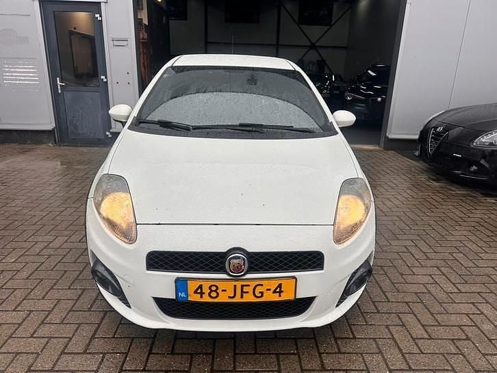 Occasion 2009 Fiat Grande Punto Abarth Hatchback | € 4.900 - Afbeelding 1/4