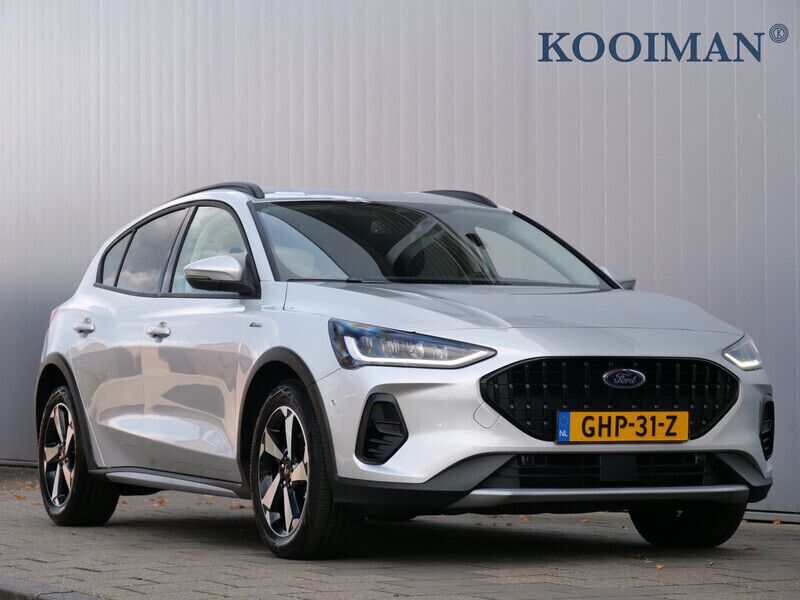 Grijs Gebruikt 2024 Ford Focus Active Stationwagen | € 28.450 (Eerlijke prijs) - Afbeelding 1/4