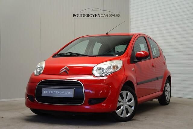 Rood Gebruikt 2011 Citroën C1 Hatchback | € 2.800 (Eerlijke prijs) - Afbeelding 1/4