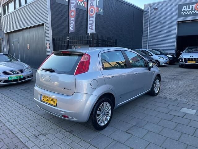 Occasion Fiat Grande Punto 78 PK (57 kW) 2006 Grijs Hatchback