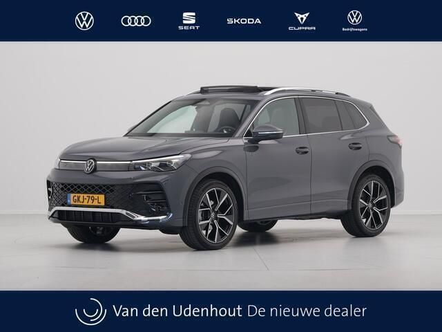 Grijs Gebruikt 2024 VW Tiguan Business SUV | € 49.940 (Iets duurder) - Afbeelding 1/4