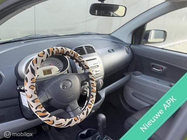 Occasion Daihatsu Sirion 91 PK (66 kW) 2009 Groen Hatchback