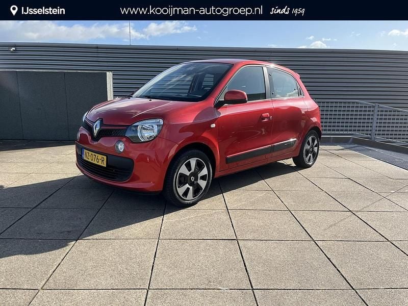 Rood Gebruikt 2017 Renault Twingo Collection Hatchback | € 7.995 (Eerlijke prijs) - Afbeelding 1/4