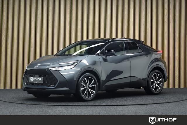Grijs Gebruikt 2025 Toyota C-HR Edition SUV | € 38.950 (Goede deal) - Afbeelding 1/4