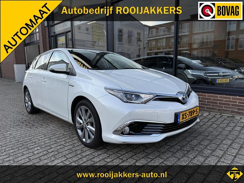 Wit Occasion 2016 Toyota Auris Hybrid Hatchback | € 15.950 (Eerlijke prijs) - Afbeelding 1/4