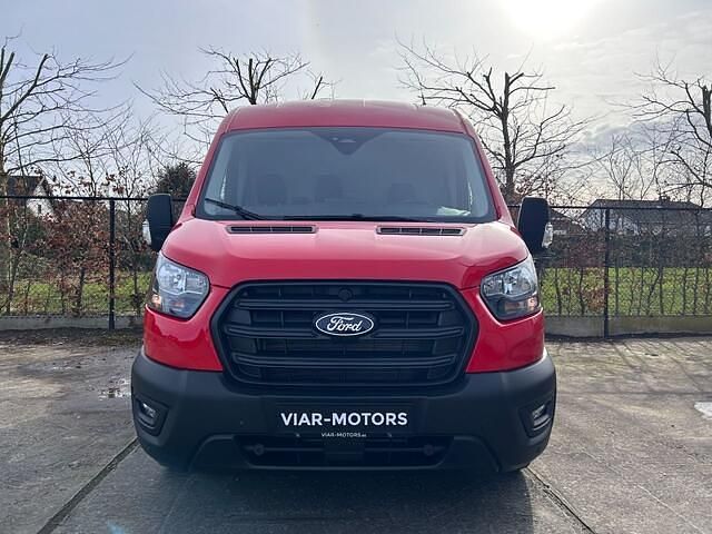 Nieuw Ford Transit Trend 131 PK (96 kW) 2026 Rood