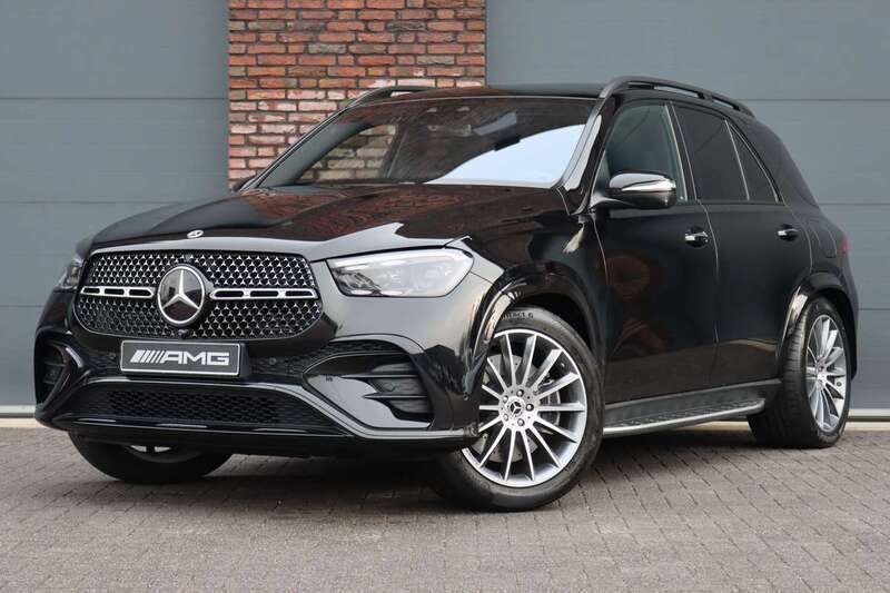 Zwart Gebruikt 2023 Mercedes GLE350 AMG line SUV | € 86.500 (Duur) - Afbeelding 1/4