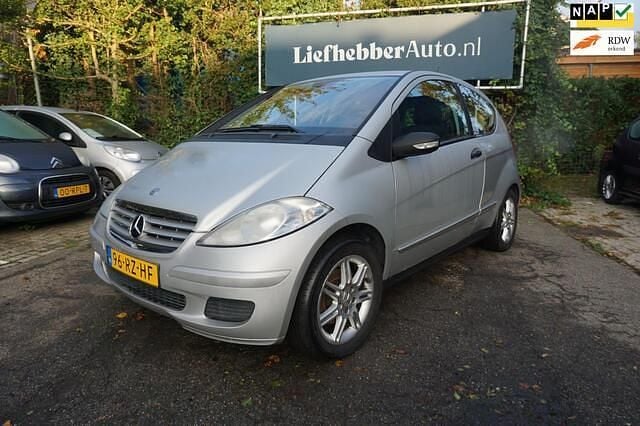 Grijs Gebruikt 2005 Mercedes A150 Classic MPV | € 1.750 (Eerlijke prijs) - Afbeelding 1/4