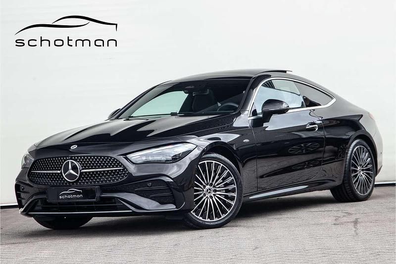 , metallic lak Gebruikt 2024 Mercedes CLE300 AMG Line Premium Plus Coupé | € 64.500 - Afbeelding 1/4