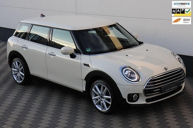 Wit Gebruikt 2019 Mini Cooper Clubman Chili Stationwagen | € 19.945 (Goede deal) - Afbeelding 1/4