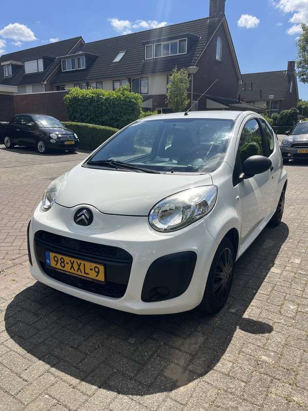 Wit Gebruikt 2012 Citroën C1 Attraction Hatchback | € 3.000 (Eerlijke prijs) - Afbeelding 1/4