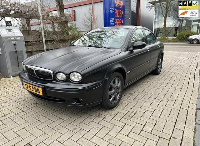 Zwart Gebruikt 2006 Jaguar X-type SE Sedan | € 1.200 (Goede deal) - Afbeelding 1/4