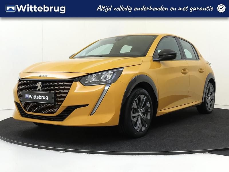 Geel Gebruikt 2022 Peugeot e-208 Active Hatchback | € 15.925 (Goede deal) - Afbeelding 1/3