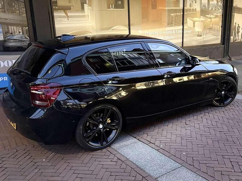 Occasion BMW 120 200 PK (147 kW) 2011 Zwart Hatchback