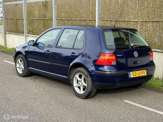 Occasion VW Golf IV 105 PK (77 kW) 2002 Blauw Hatchback