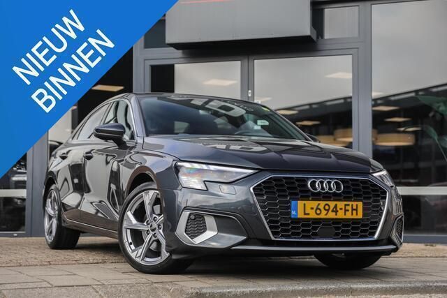 Grijs Gebruikt 2021 Audi A3 Edition .1 Sedan | € 25.950 (Super prijs) - Afbeelding 1/4
