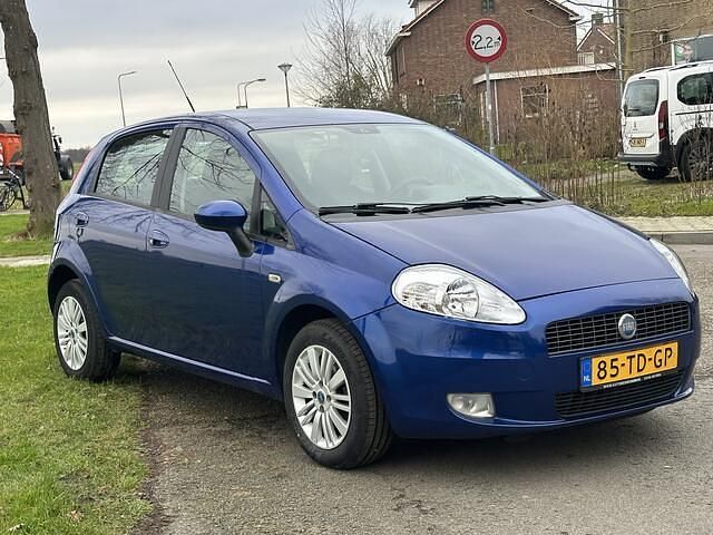 Occasion Fiat Grande Punto 77 PK (56 kW) 2006 Blauw Hatchback