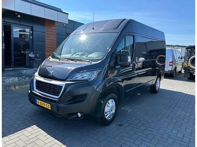 Zwart (metallic) Occasion 2018 Peugeot Boxer Van | € 8.500 (Super prijs) - Afbeelding 1/4