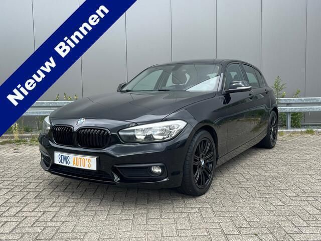 Zwart Gebruikt 2016 BMW 118 Executive Hatchback | € 11.950 (Duur) - Afbeelding 1/4