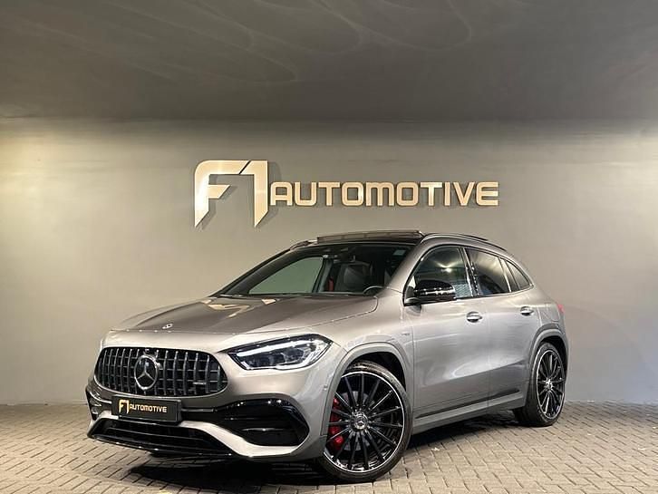 Grijs Gebruikt 2021 Mercedes GLA35 AMG AMG SUV | € 50.950 - Afbeelding 1/3