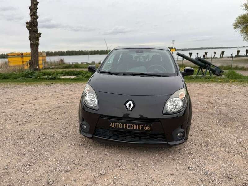 Zwart Gebruikt 2010 Renault Twingo Dynamique Hatchback | € 3.490 (Iets duurder) - Afbeelding 1/4