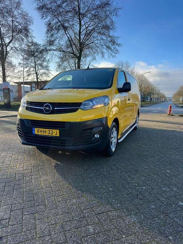 Occasion Opel Vivaro 122 PK (89 kW) 2021 Geel MPV