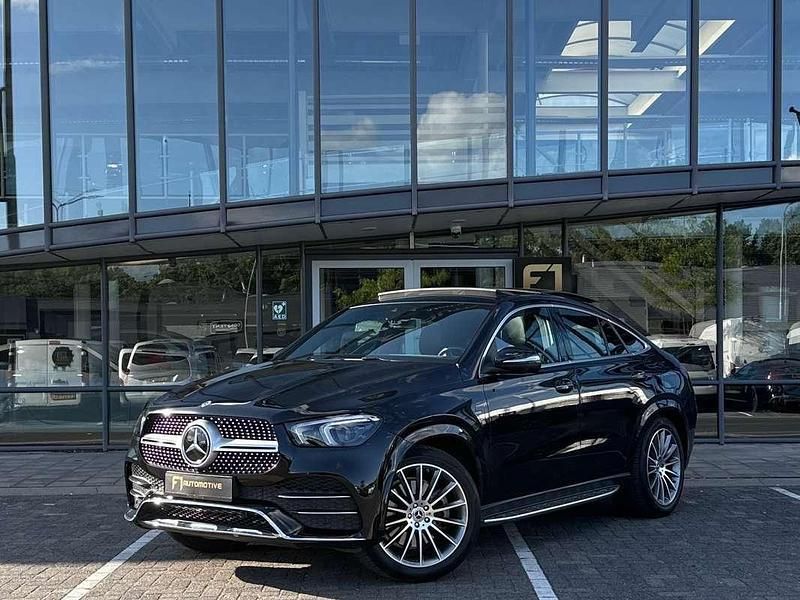Zwart Gebruikt 2021 Mercedes GLE350 Coupé | € 61.890 (Goede deal) - Afbeelding 1/4
