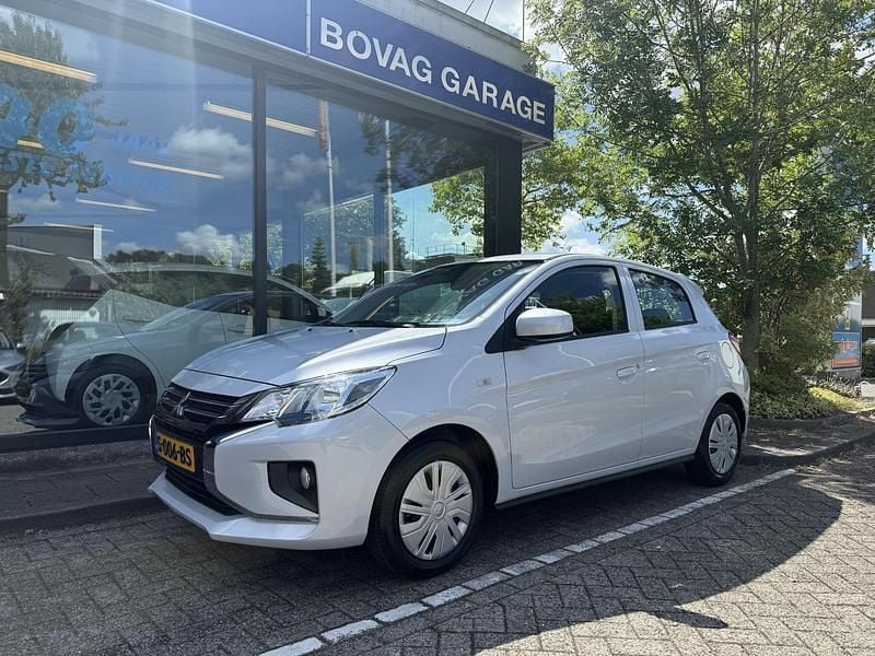 Wit Gebruikt 2023 Mitsubishi Space Star Hatchback | € 12.950 (Eerlijke prijs) - Afbeelding 1/4