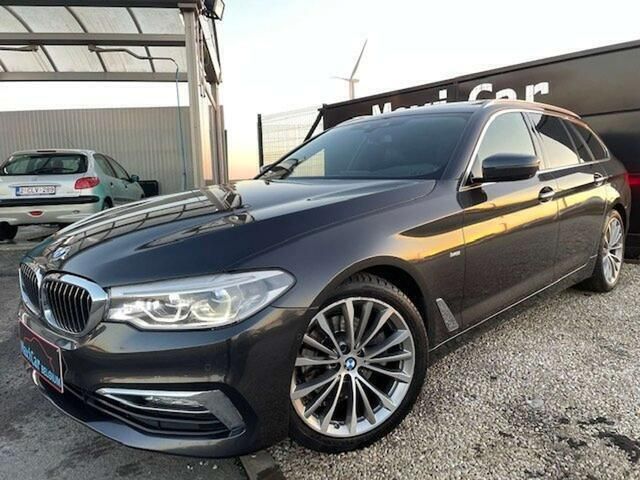 Grijs Gebruikt 2017 BMW 520 Luxury Line Stationwagen | € 25.990 (Eerlijke prijs) - Afbeelding 1/4