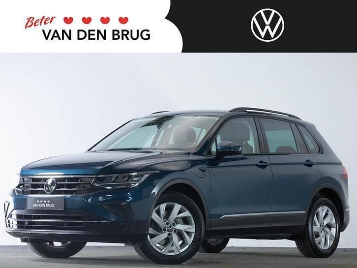 Blauw Gebruikt 2021 VW Tiguan Life SUV | € 29.900 (Super prijs) - Afbeelding 1/4