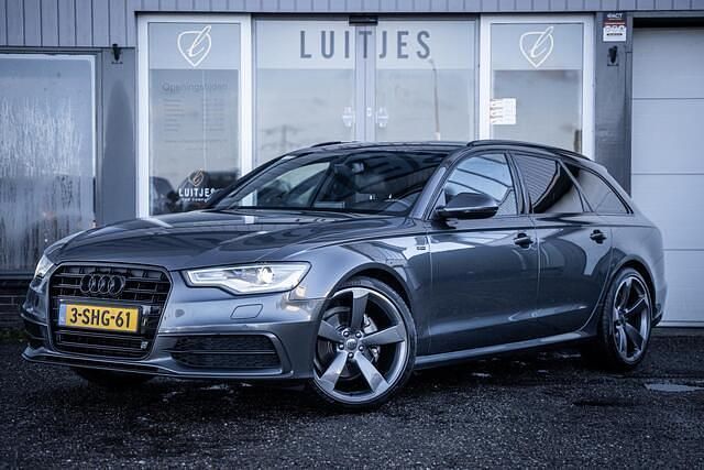 Grijs Occasion 2013 Audi A6 S-Line Stationwagen | € 16.900 (Iets duurder) - Afbeelding 1/4
