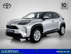 Zilver, metallic lak Gebruikt 2024 Toyota Yaris Cross Limited SUV | € 28.795 (Eerlijke prijs)