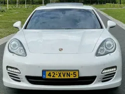 Wit Gebruikt 2010 Porsche Panamera 4S Chrono Sedan | € 28.950