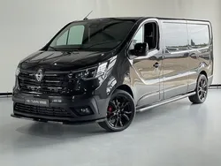 Zwart Gebruikt 2023 Renault Trafic Black Edition Van | € 33.950