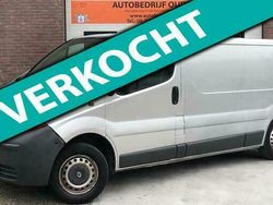 Grijs Gebruikt 2004 Renault Trafic Van | € 2.995 (Goede deal)