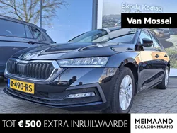 Zwart Gebruikt 2024 Skoda Octavia Ambition Hatchback | € 27.944 (Eerlijke prijs)