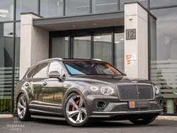 Grijs Gebruikt 2022 Bentley Bentayga Mulliner SUV | € 189.950