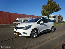 Wit Gebruikt 2017 Renault Clio GrandTour LIMITED Stationwagen | € 5.950 (Eerlijke prijs)